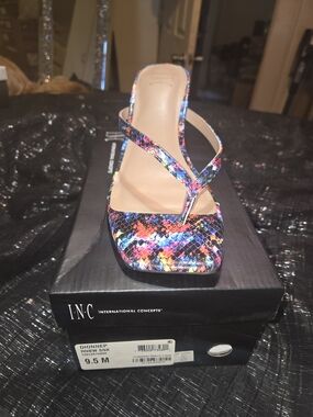 BRAND NEWINC International Concepts Multicolor Snake-Print Square-Toe Thong Mule